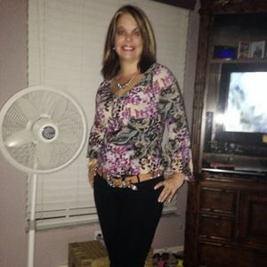 Meet your Posher, Sharon